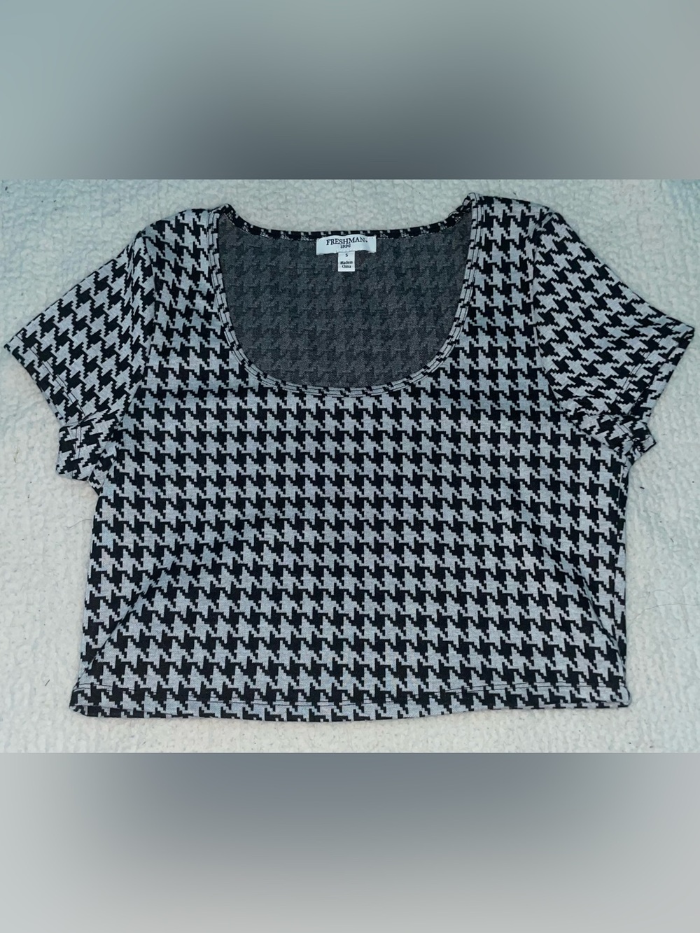 Freshman 1996 Black and White Houndstooth Cropped Short Sleeve Top Y2K Small